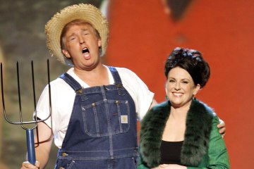 فيديو طريف يظهر دونالد ترامب بملابس المزارع ويغني الفدادين الخضراء