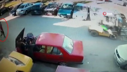 Evine gidecek araç bulamayınca üzerinde kontağı unutulan otomobili aldı