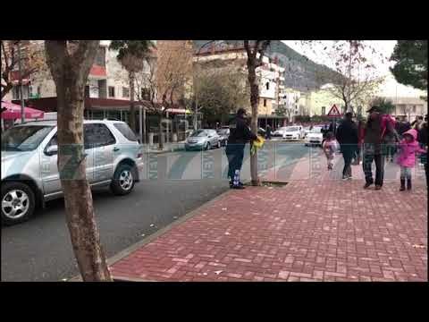 TRE TE PLAGOSUR NE DY AKSIDENTE, MES TYRE NJE NXENESE DHE NJE MESUESE - News, Lajme - Kanali 7
