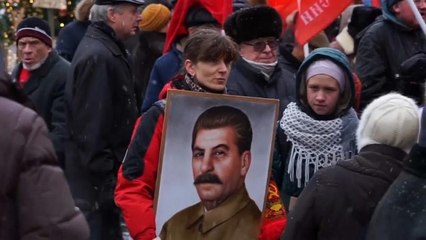 Российские коммунисты отметили день рождения "вождя народов"
