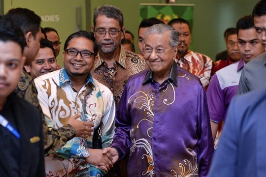 PM: Revamping education system involves cutting back on religious studies