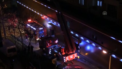 Bursa'da 7 katlı apartmanda yangın (3)