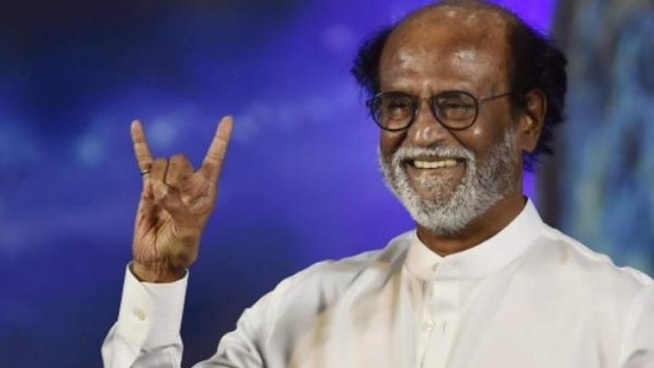 ನಟನೆ, ಸಮಾಜಸೇವೆ, ರಾಜಕಾರಣ ಆದ್ಮೇಲೆ ರಜನಿ ಚಿತ್ತ ಬೇರೆ ಕಡೆಯತ್ತ | FILMIBEAT KANNADA