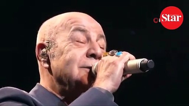 Mazhar Alanson’dan papağan çıkışı kamerada