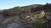 Zonguldak Heyelandan Bir Bölümü Yok Olan Mahalle Savaş Alanını Andırıyor -1