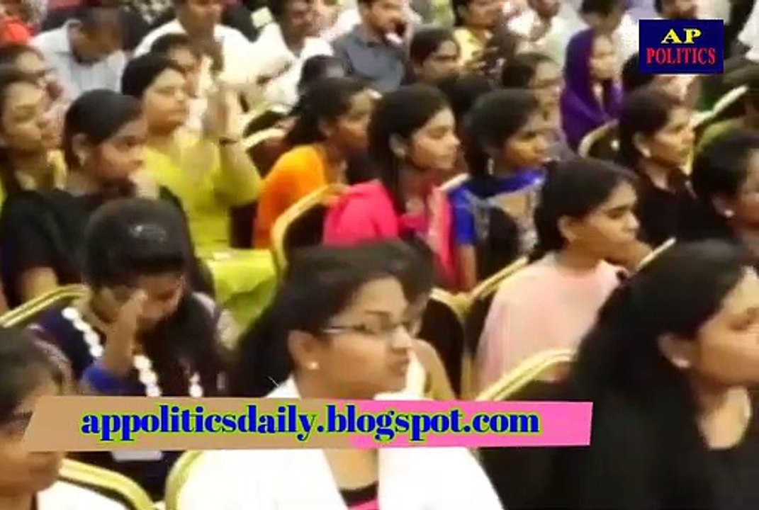 మా అక్కను వీధి రౌడీ ఏడ్పించాడు, పవన్ కళ్యాణ్ రియాక్షన్ చూడండి _ Pawankalyan - AP Politics