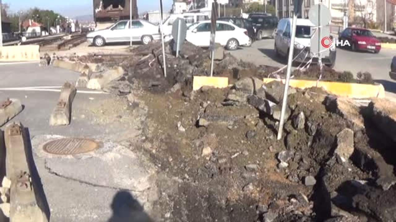 Uşak'ta Kapatılan Hemzemin Geçit Tartışmaları Devam Ediyor