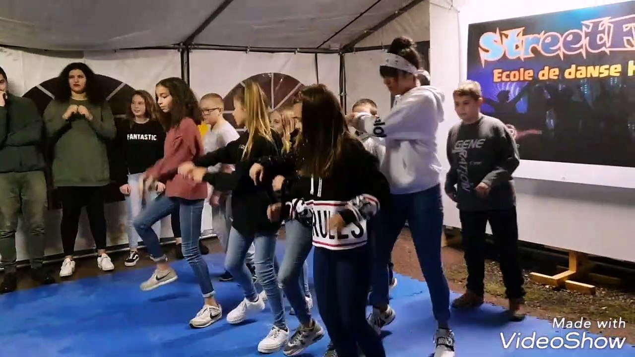 StreetFlow  groupe ado débutant " show marché de noël "