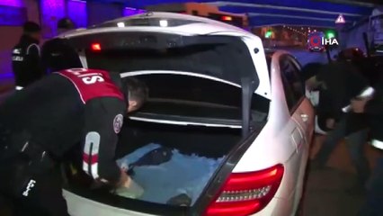 Kocaeli’de farklı suçlardan aranan 5 kişi huzur uygulamasında yakalandı