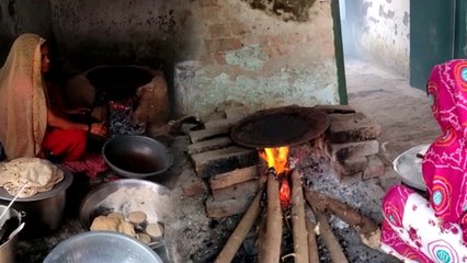 पीएम का ड्रीम प्रोजेक्ट सरकारी स्कूलों में नहीं, मिड-डे मील ने महिलाओं को रुलाया!