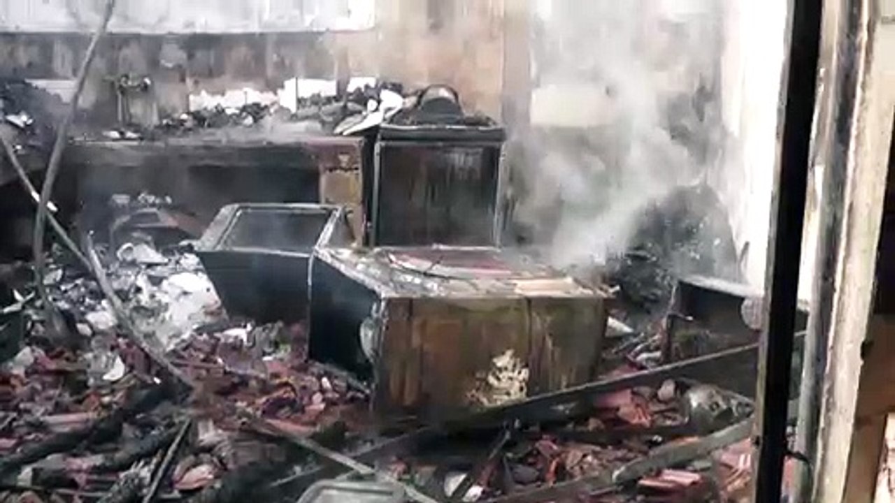 Ocakta unuttuğu yemek evi yaktı - İZMİR