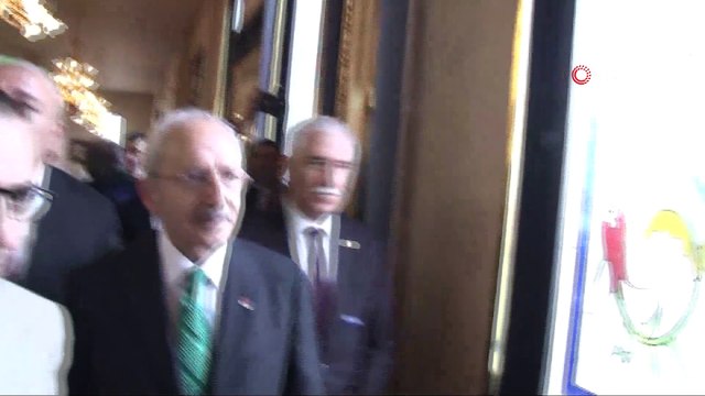 Kemal Kılıçdaroğlu: “1 Ocak 2019’dan itibaren bizim bütün belediyelerimizde asgari ücret net 2 bin 200 lira olacak”