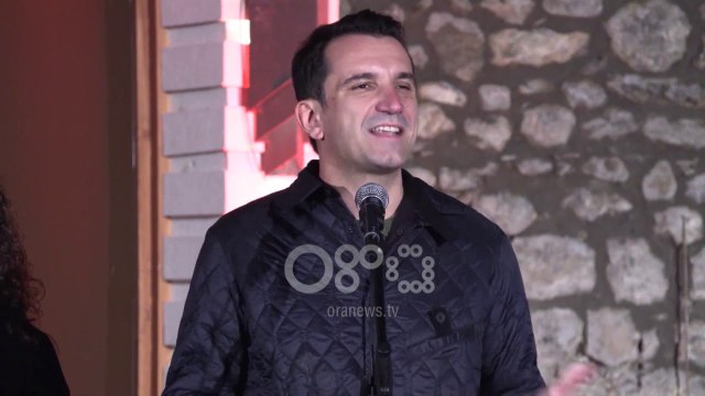 Ora News - Rihapet Kalaja e Tiranës