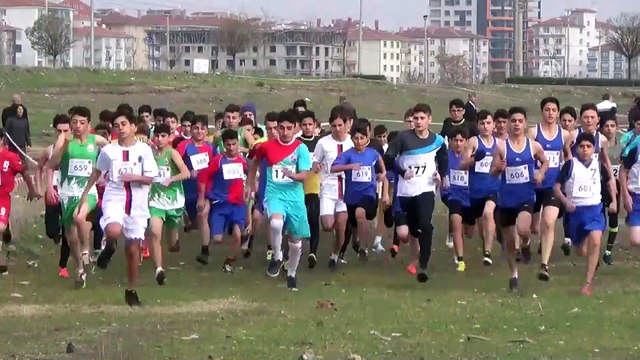 Okullar Arası Kros Yarışları Kahramankazan'da yapıldı - ANKARA
