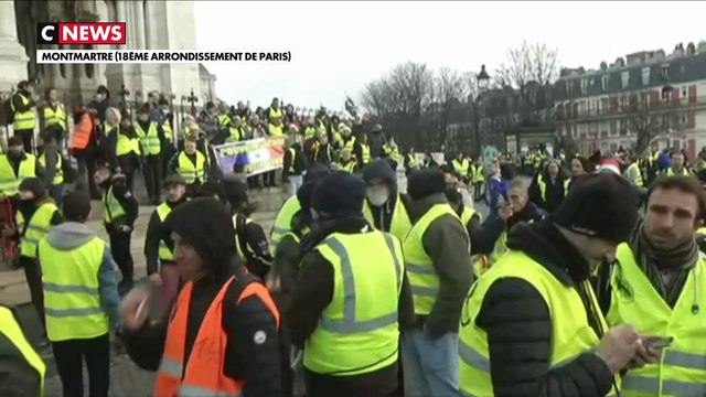 Attendus à Versailles, les «gilets jaunes» sont bien à Paris