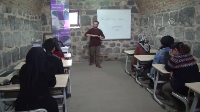 Cizre'de İşaret Dili Kursu Açıldı