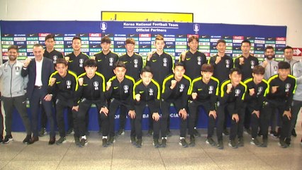 축구대표팀, 아시안컵 결전지 UAE로 출국 / YTN