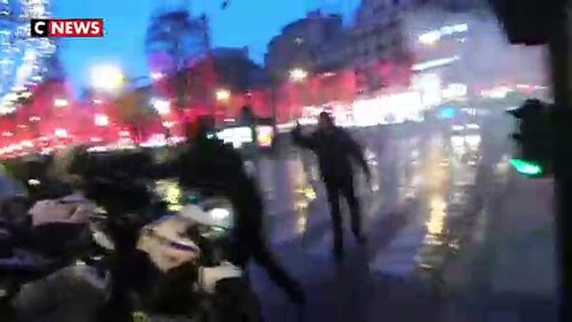«Gilets jaunes» : un samedi soir sous tension