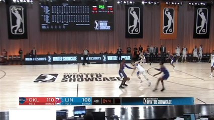 Dez Wells sends the shot away