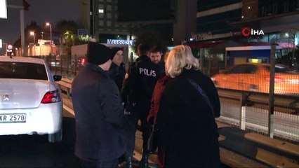 E-5’te arıza yapan araç kazaya neden oldu: 1 yaralı