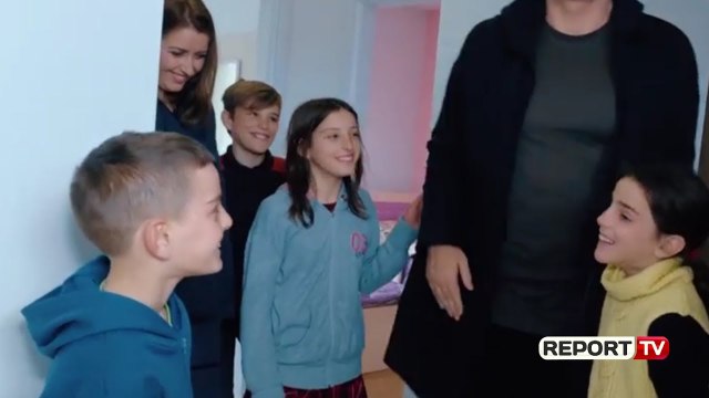 Report TV - Rama mban premtimin, shtëpi të re për familjen Xhabafti në Vaqarr