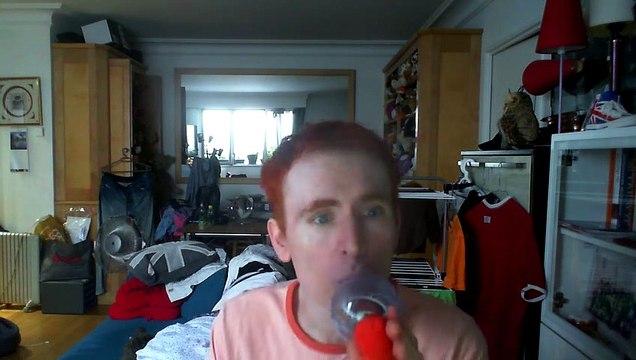 Wiwi égratigne le goût de mes rêves d'Ayna