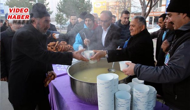 (23 Aralık 2018) SABAH ÇORBASI MELİKGAZİ’DEN BÜYÜKKILIÇ KAPI KAPI DOLAŞIYOR