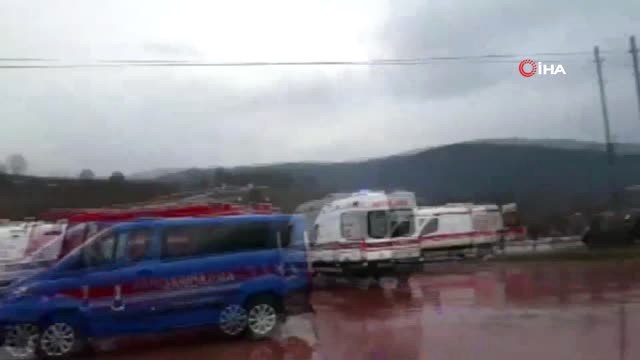 Midibüs Devrildi: 10 Yaralı