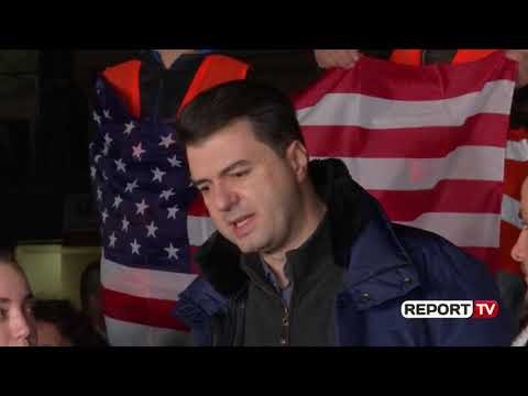 Report Tv - Basha thirrje mediave: Kryeredaktorët të hapin ekranet për banorët e Astirit