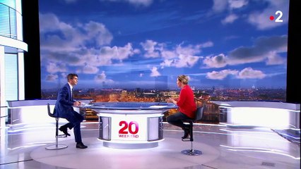 "Gilets jaunes" : comment réagit Emmanuel Macron aux récents dérapages ?