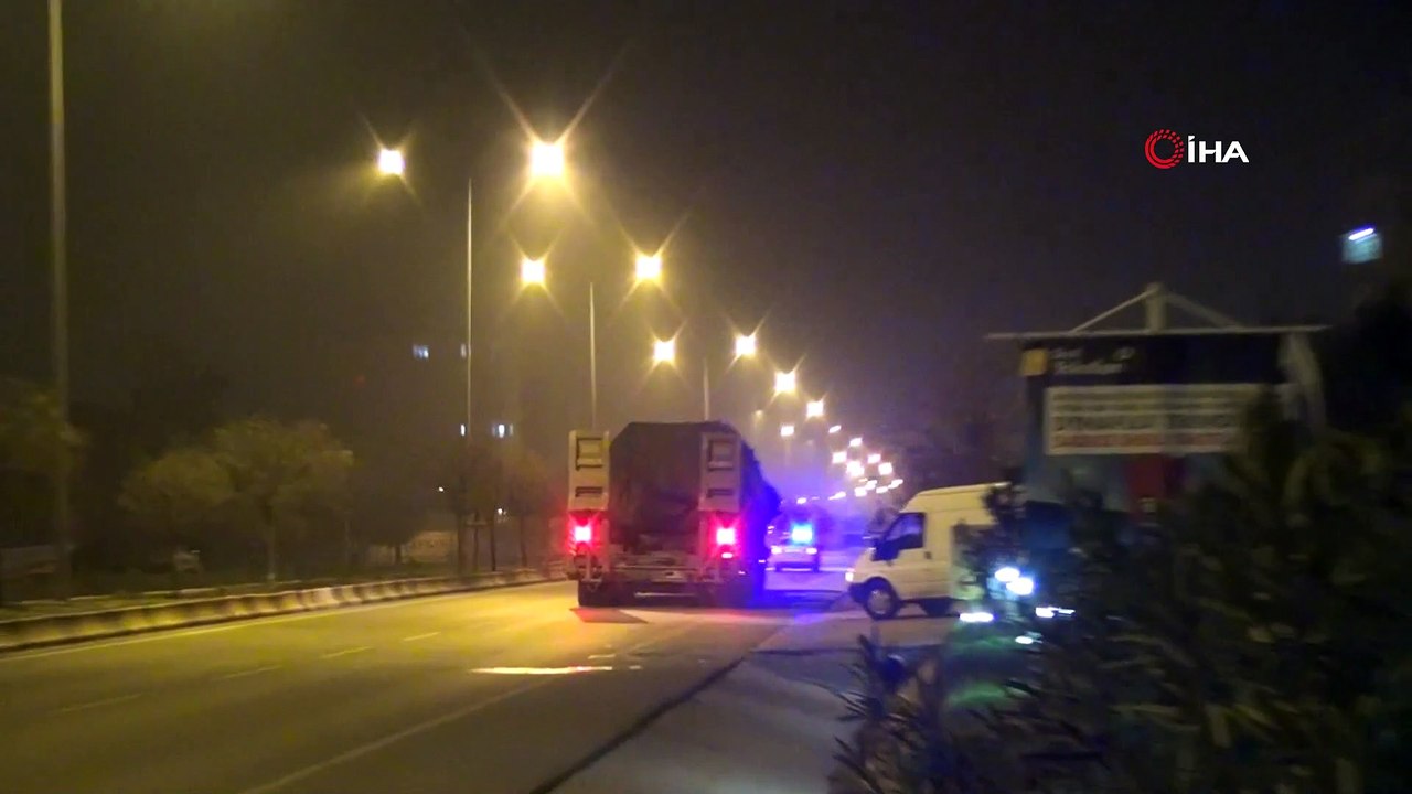 Suriye’ye fırtına obüs, tank, topçu bataryası ile mühimmat sevkıyatı yapıldı