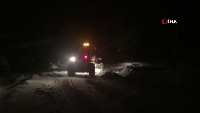 Kar Nedeniyle Kapanan ve 150'den Fazla Silikozis Hastası Bulunan Köyün Yolları Açıldı