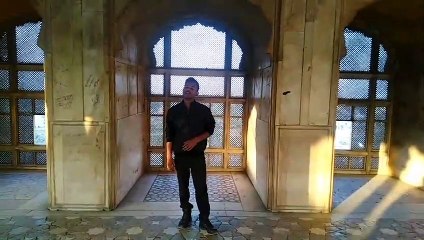 Kisy Da Yar Na Wichry Classical singing by Shabir Sharrow tribute and dedication to the Ustad NSFK.