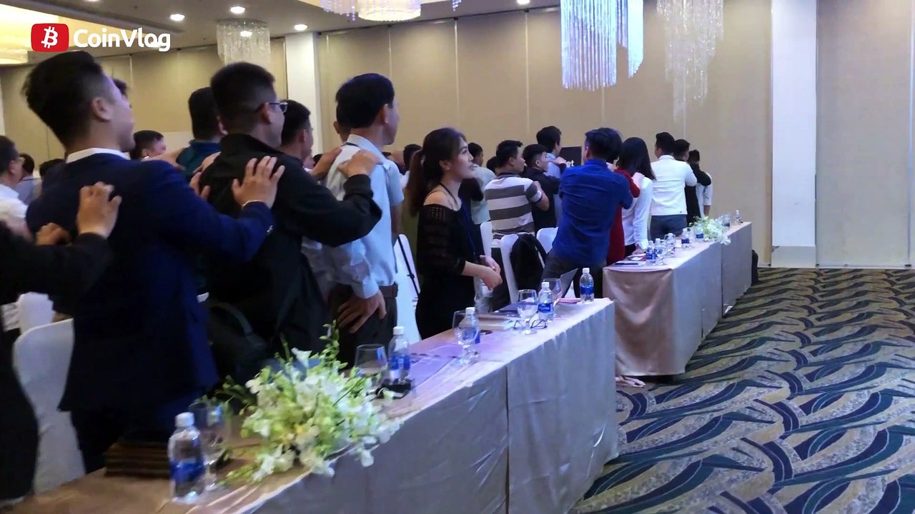 Vietnam Crypto Summit 12.2018