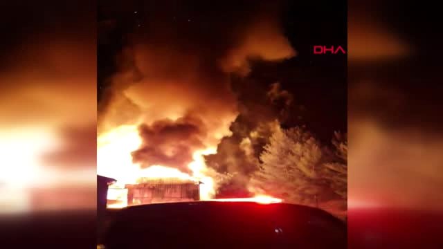 Dha Dış - Havai Fişek Deposu Yandı, O Anları Deponun Sahibi Kaydetti