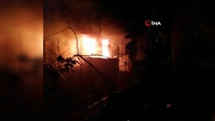 Belediye başkanının evi alev alev yandı