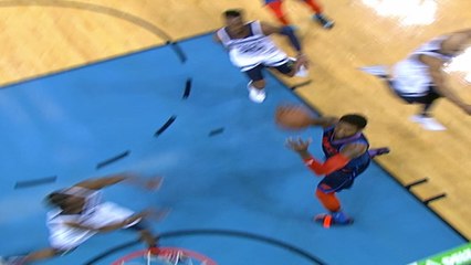 Dunk of the Night : Paul George