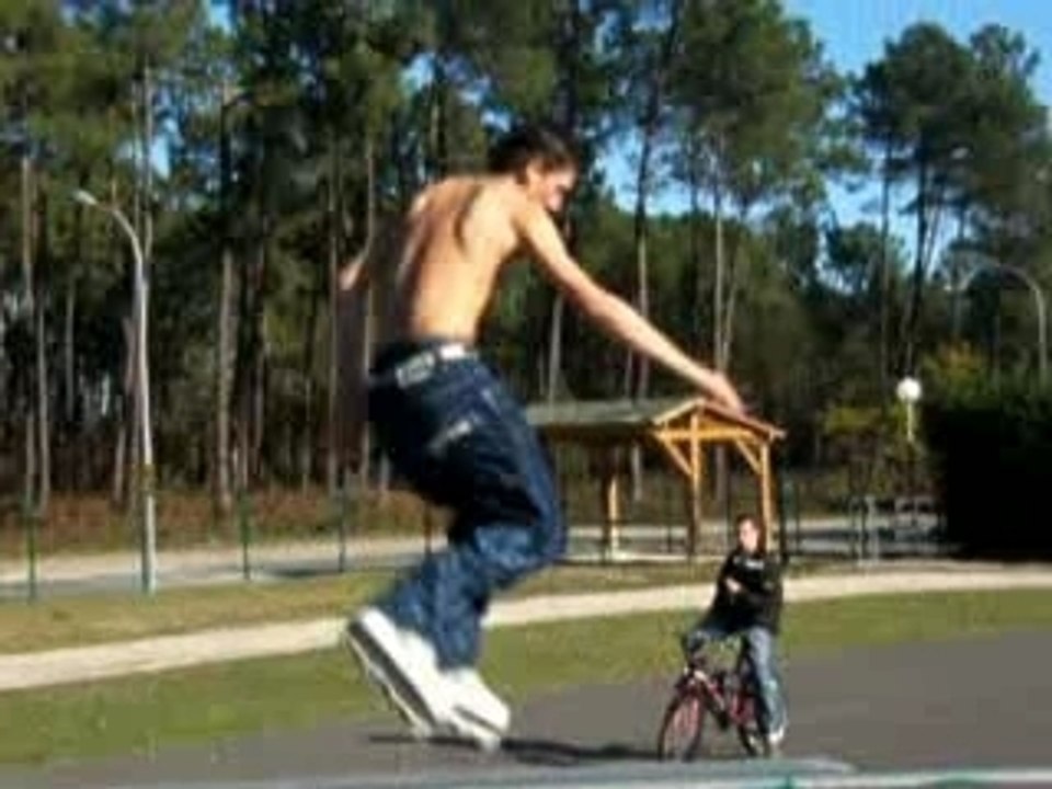 ROLLER skatepark martignas