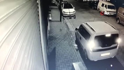 İş Yeri Sahibi Öyle Bir Şey Yaptı Ki, Hırsızlar Neye Uğradığını Şaşırdı