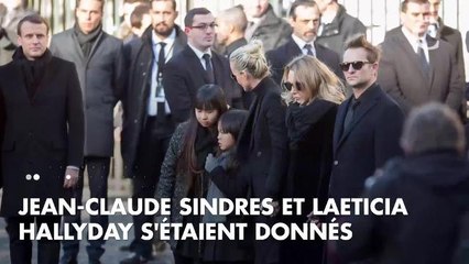 "C'est horrible, je le vois partout" : quand Laeticia Hallyday a du sortir d'un restaurant car le souvenir de Johnny était trop présent