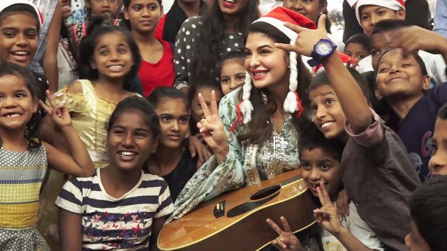 Jacqueline Fernandez Celebrates Chrismtas With St. Catherine Orphanage Childrens| FilmiBeat