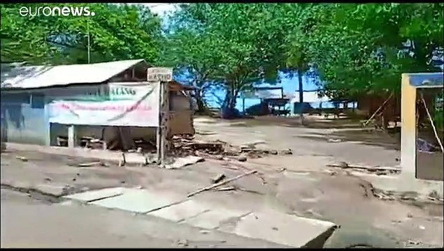 Indonesia: los equipos de rescate continúan la búsqueda de supervivientes