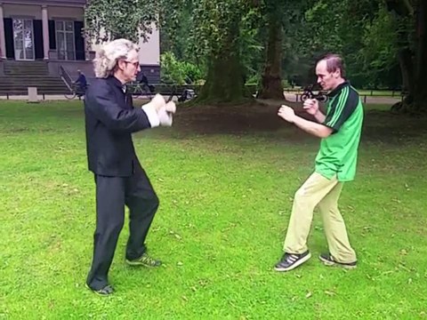 Part 3 martial arts: Selfdefense of the Crane by Tai Chi and Kungfu master Douwe Geluk