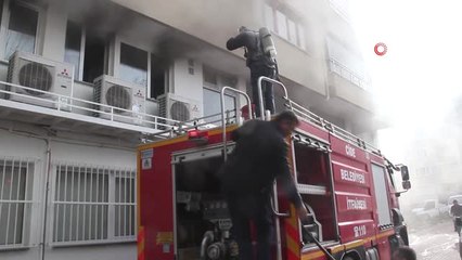 Bankada Çıkan Yangın Paniğe Yol Açtı