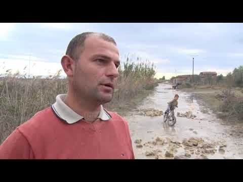 Qerret, banorët e rregullojnë vetë rrugën - Top Channel Albania - News - Lajme