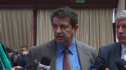 Qytetarët ngulfaten, ministri pret “shpëtim” nga era