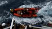 Akdeniz'de göçmenleri kurtaran gemiler sığınacak liman arıyor