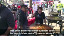 Une paëlla géante de Noël pour les migrants au Mexique