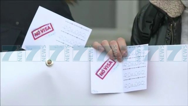 STUDENTET NE KOSOVE NE PROTESTE PER VIZAT, AKUZOJNE BE «PO NA IZOLONI» - News, Lajme - Kanali 7