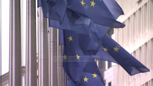 Dialogu me Serbinë, qeveria e Kosovës miraton projektligjin - Top Channel Albania - News - Lajme